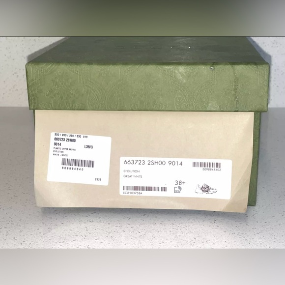 NEW Gucci Women White Rhyton Cat Eye Sneakers EU 38.5 RETAIL $930 - Picture 14 of 14